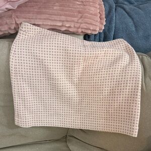 Banana Republic Pink and White Skirt